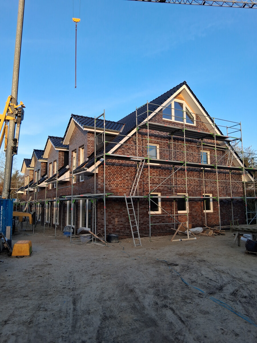 Neubau von 4 Reihenhäusern in Oldenburg-Ofenerdiek